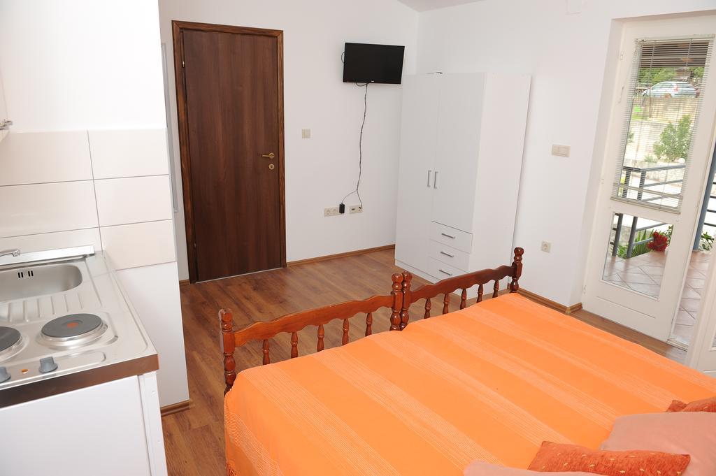 Apartments Neda Ploce  Exterior foto